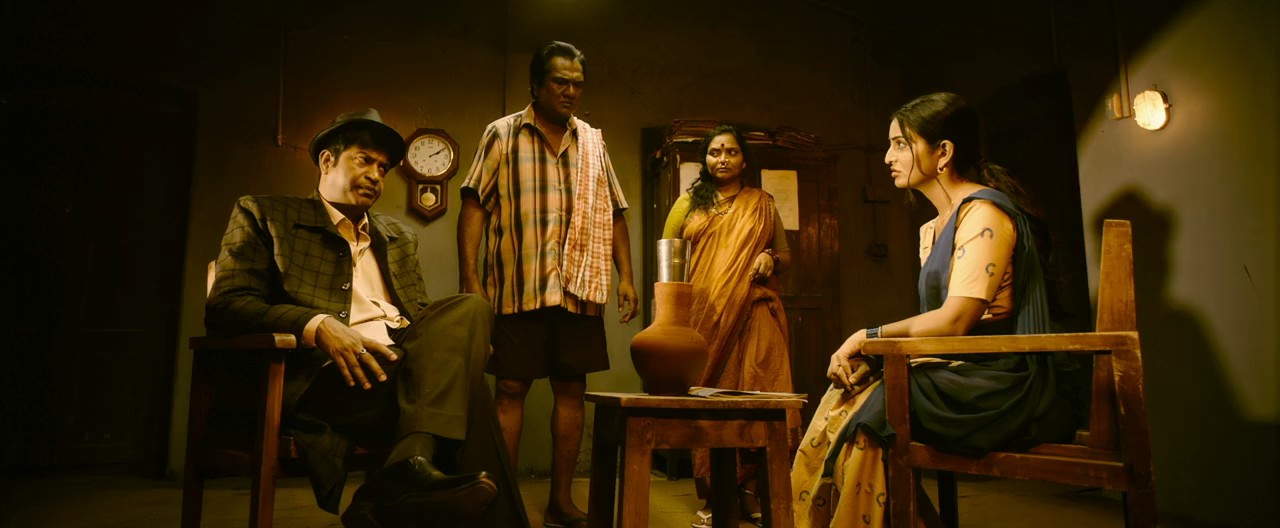 Srikakulam Sherlock Holmes (2024) WEBRip Hindi + Telugu 720p AVC HE-AAC 2.0 ESub.mkv.0001